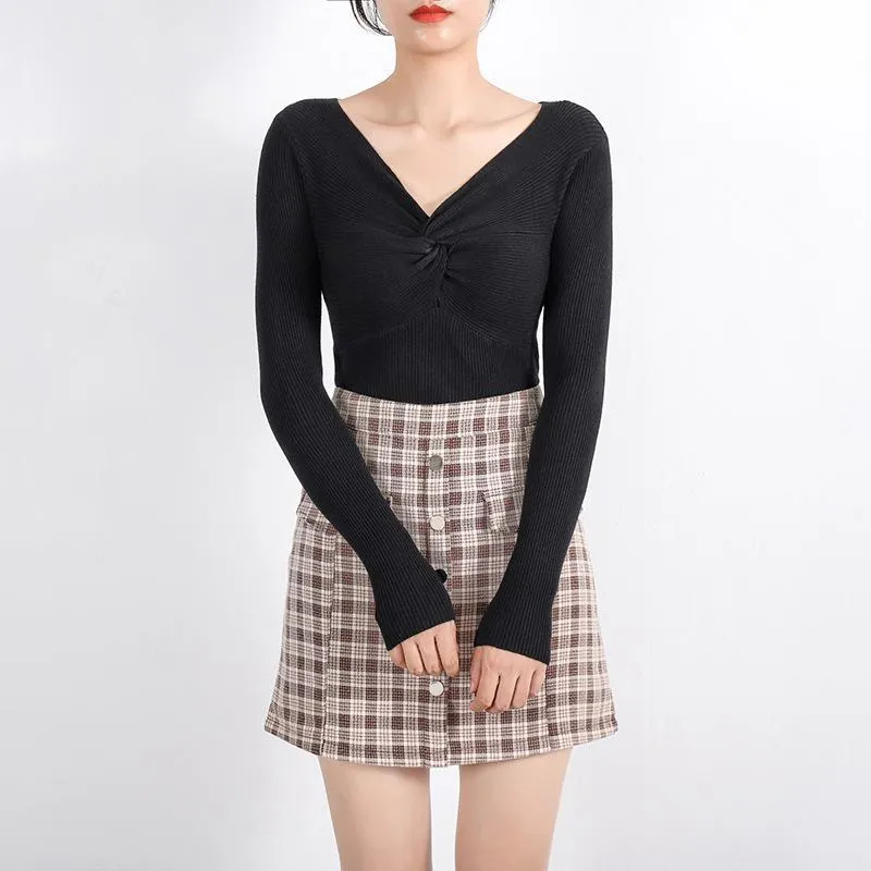 chic Vintage Hong Kong V-Neck Cross Sweater Women Sexy Feminine Matching Outerwear